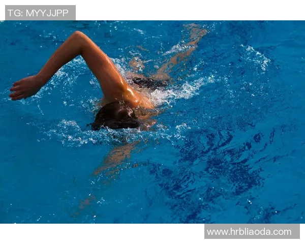 蝶泳技术解析与训练方法创新:提升速度与技巧的综合指南 蝶泳技术解析与训练方法创新:提升速度与技巧的综合指南