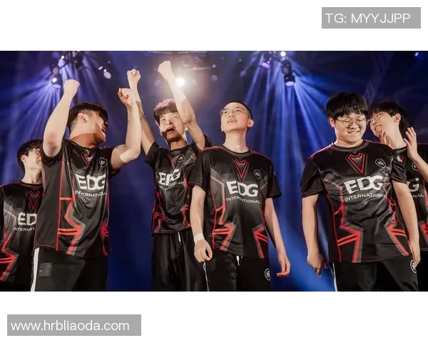V5战队在大师赛积分榜上以91分稳居第一，竞争对手紧随其后
