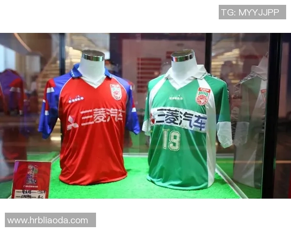 中国足球明星球衣专卖店揭开运动时尚新篇章，尽享球迷热情与潮流魅力
